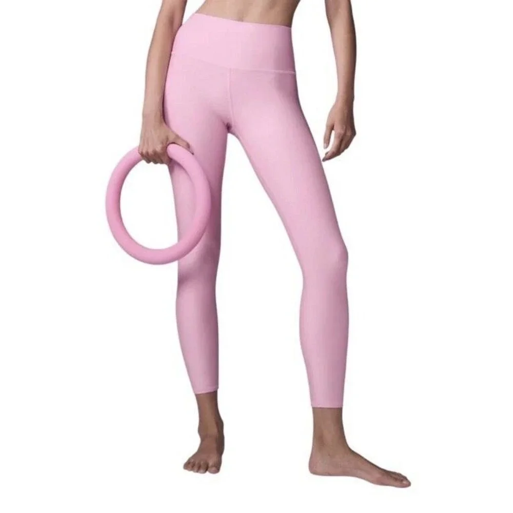 Alo Yoga 7/8 High-Waist Airlift Leggings in a soft pink color Size Small